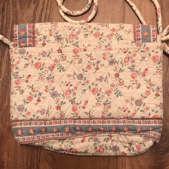 Vera Bradley Purse - Picture 6 of 7